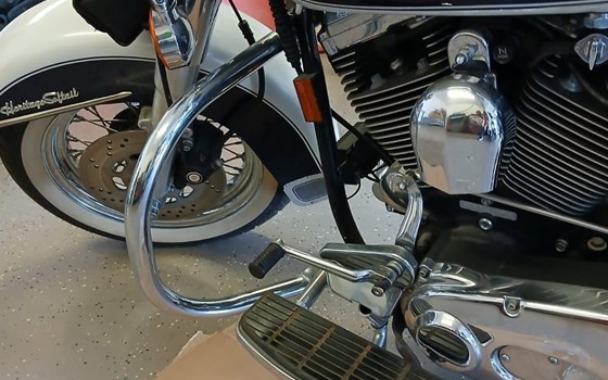 Gebrauchtmotorrad Harley-Davidson FXST/F - Bild 6