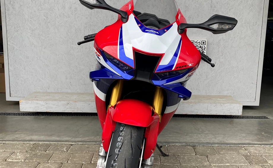 Angebot Honda CBR1000RR Fireblade SP Bild 3: Angebot Honda CBR1000RR Fireblade SP