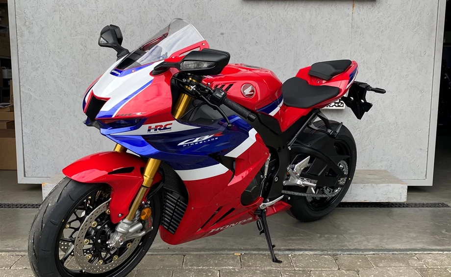 Angebot Honda CBR1000RR Fireblade SP Bild 4: Angebot Honda CBR1000RR Fireblade SP