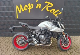 Neumotorrad Suzuki GSX-8S