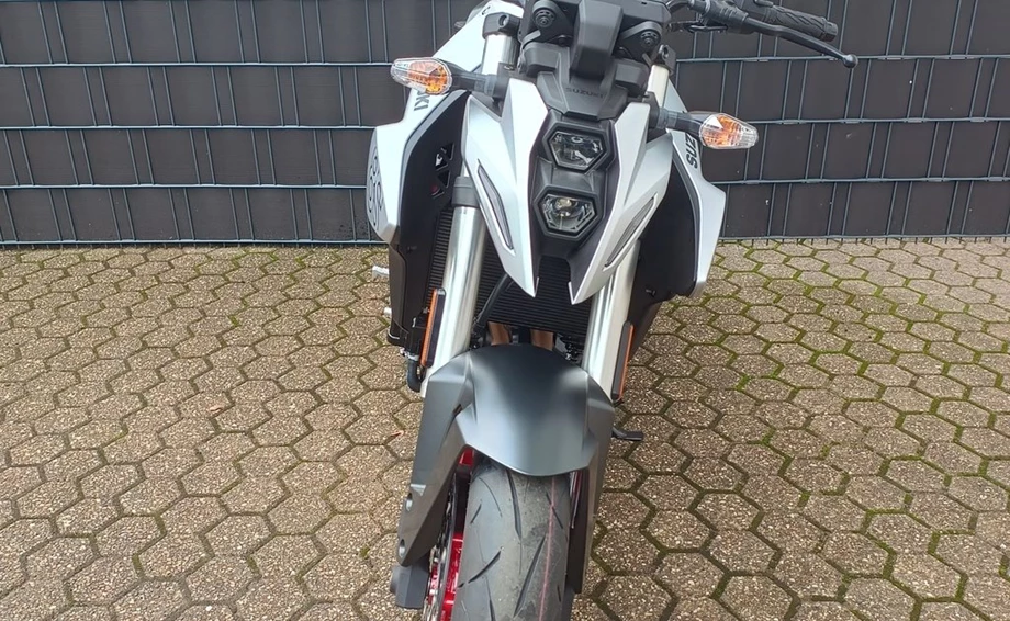 Angebot Suzuki GSX-8S Bild 3: Angebot Suzuki GSX-8S