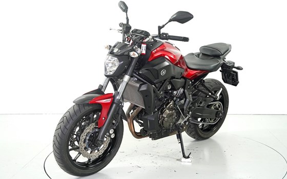 Motorrad Occasion Yamaha MT-07 - Bild 3