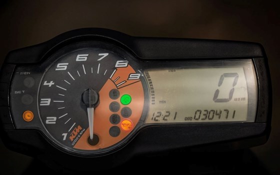 Gebrauchtmotorrad KTM 690 Duke - Bild 10