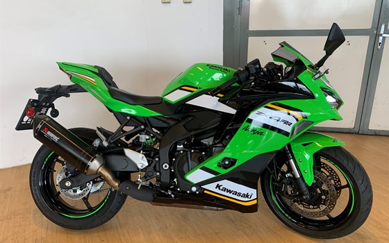 Gebrauchtmotorrad Kawasaki Ninja ZX-4RR - Bild 3 Gebrauchtmotorrad Kawasaki Ninja ZX-4RR - Bild 3