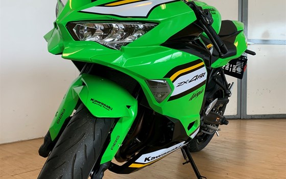 Gebrauchtmotorrad Kawasaki Ninja ZX-4RR - Bild 2 Gebrauchtmotorrad Kawasaki Ninja ZX-4RR - Bild 2