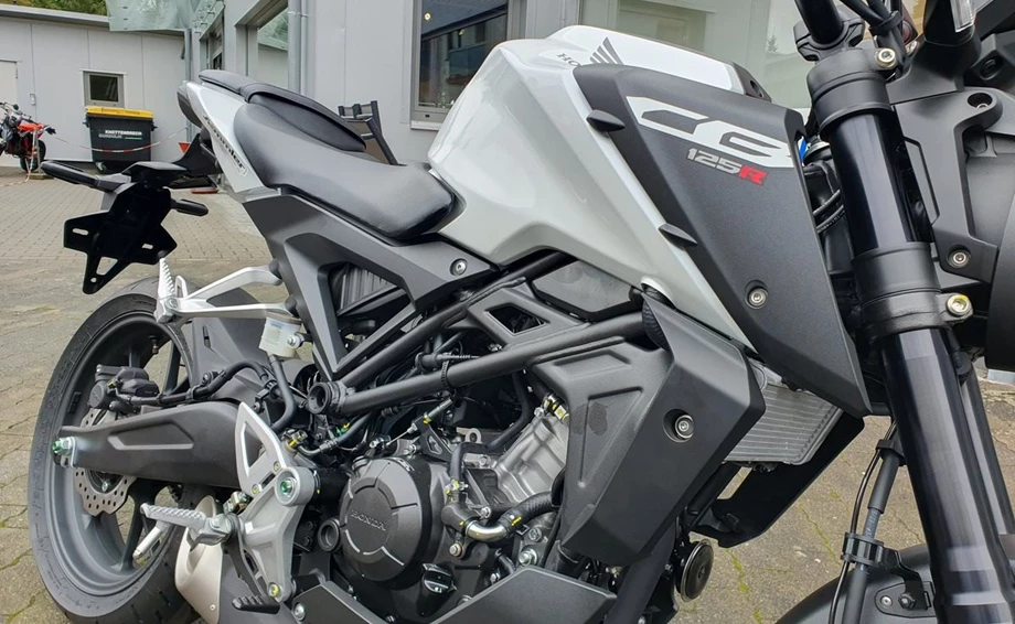 Angebot Honda CB125R Bild 5: Angebot Honda CB125R