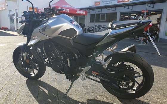 Gebrauchtmotorrad Honda CB750 Hornet - Bild 11