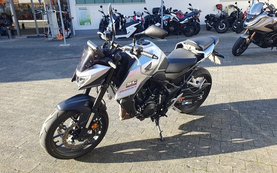 Gebrauchtmotorrad Honda CB750 Hornet - Bild 14