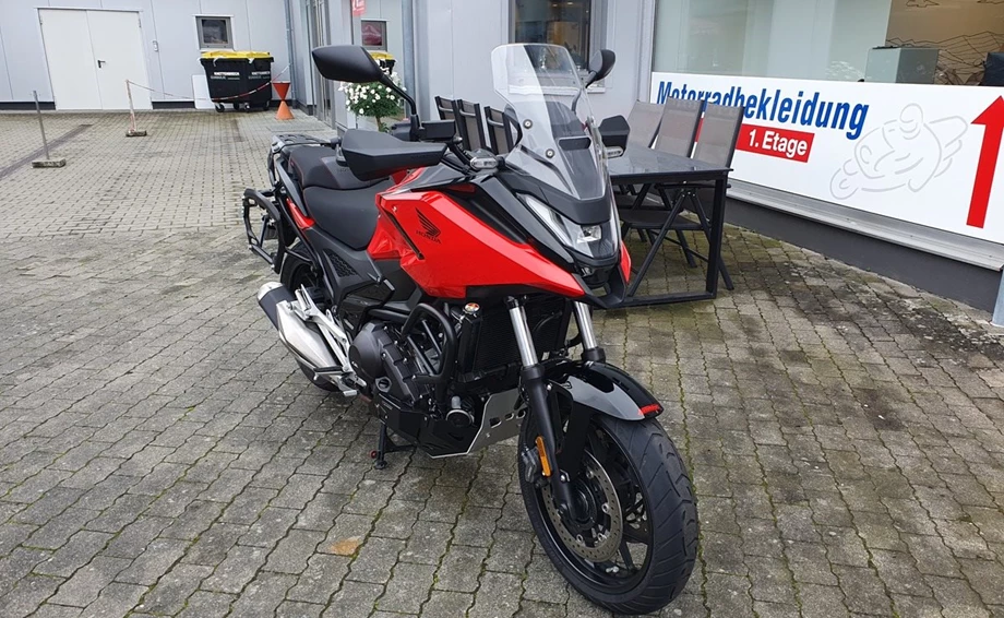 Angebot Honda NC750X DCT Bild 3: Angebot Honda NC750X DCT