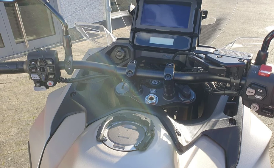 Angebot Honda NT1100 DCT Electronic Suspension Bild 14: Angebot Honda NT1100 DCT Electronic Suspension