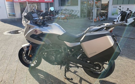 Gebrauchtmotorrad Honda NT1100 DCT Electronic Suspension - Bild 17