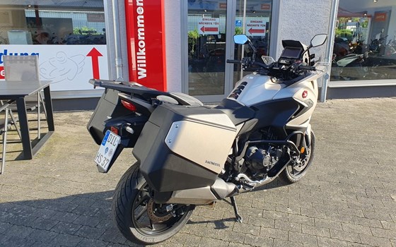 Gebrauchtmotorrad Honda NT1100 DCT Electronic Suspension - Bild 8