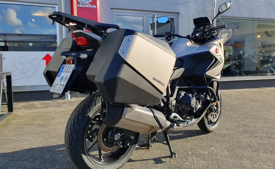 Angebot Honda NT1100 DCT Electronic Suspension Bild 9: Angebot Honda NT1100 DCT Electronic Suspension