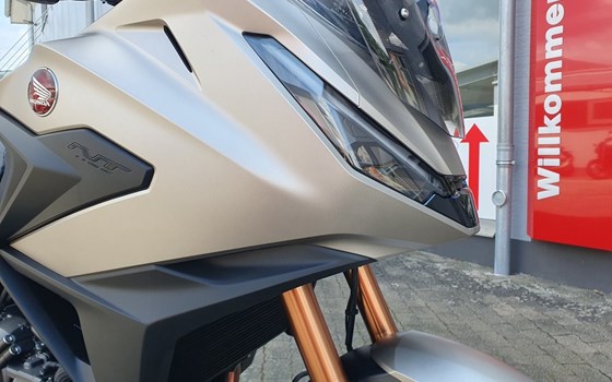 Neufahrzeug Honda NT1100 DCT Electronic Suspension - Bild 11