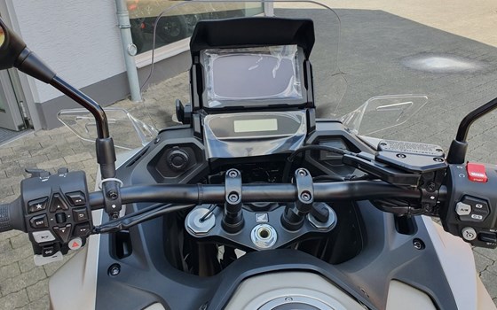 Neufahrzeug Honda NT1100 DCT Electronic Suspension - Bild 19