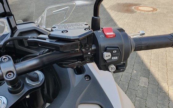 Neufahrzeug Honda NT1100 DCT Electronic Suspension - Bild 20