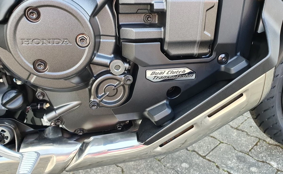 Angebot Honda NT1100 DCT Electronic Suspension Bild 5: Angebot Honda NT1100 DCT Electronic Suspension