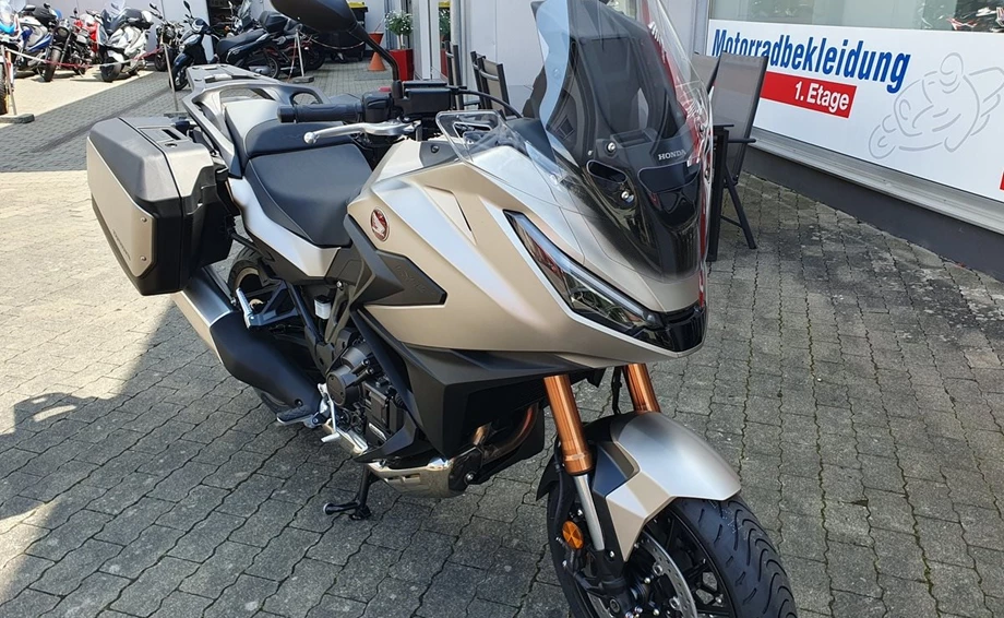 Angebot Honda NT1100 DCT Electronic Suspension Bild 8: Angebot Honda NT1100 DCT Electronic Suspension