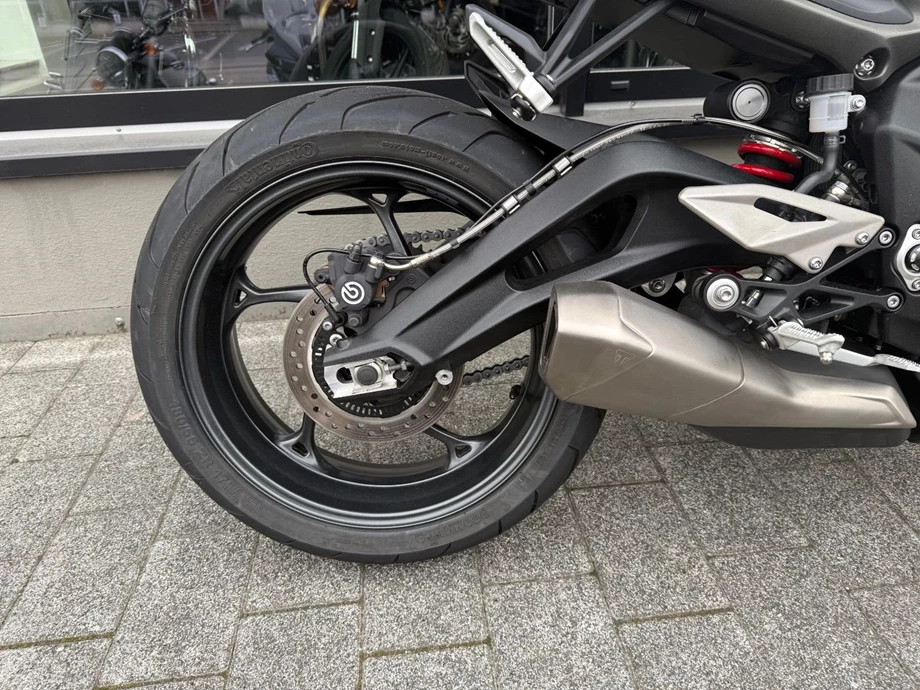 Angebot Triumph Street Triple 765 R Bild 7: Angebot Triumph Street Triple 765 R