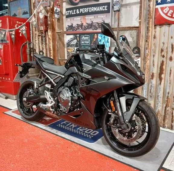 Offer Suzuki GSX-8R Bild 2: Offer Suzuki GSX-8R