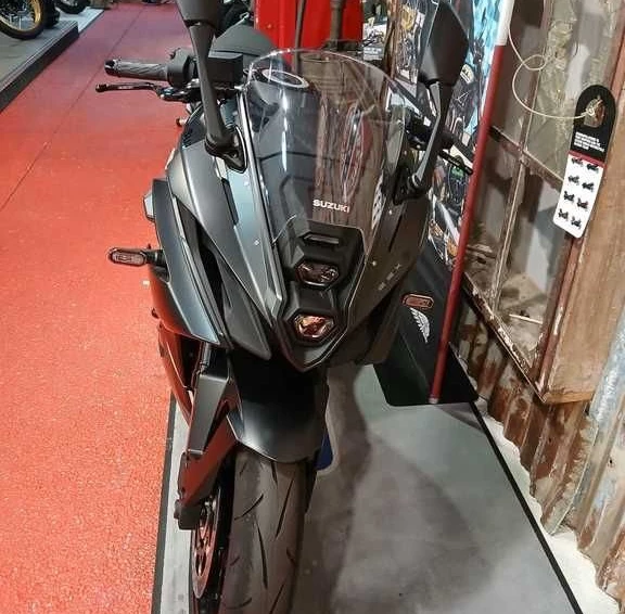 Offer Suzuki GSX-8R Bild 7: Offer Suzuki GSX-8R