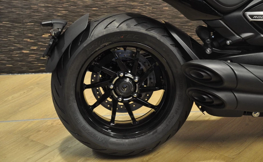 Angebot Triumph Rocket 3 Storm GT Bild 3: Angebot Triumph Rocket 3 Storm GT