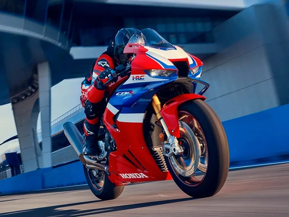 Angebot Honda CBR1000RR-R Fireblade SP Bild 1: Angebot Honda CBR1000RR-R Fireblade SP