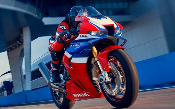 Gebrauchtmotorrad Honda CBR1000RR-R Fireblade SP - Bild 1