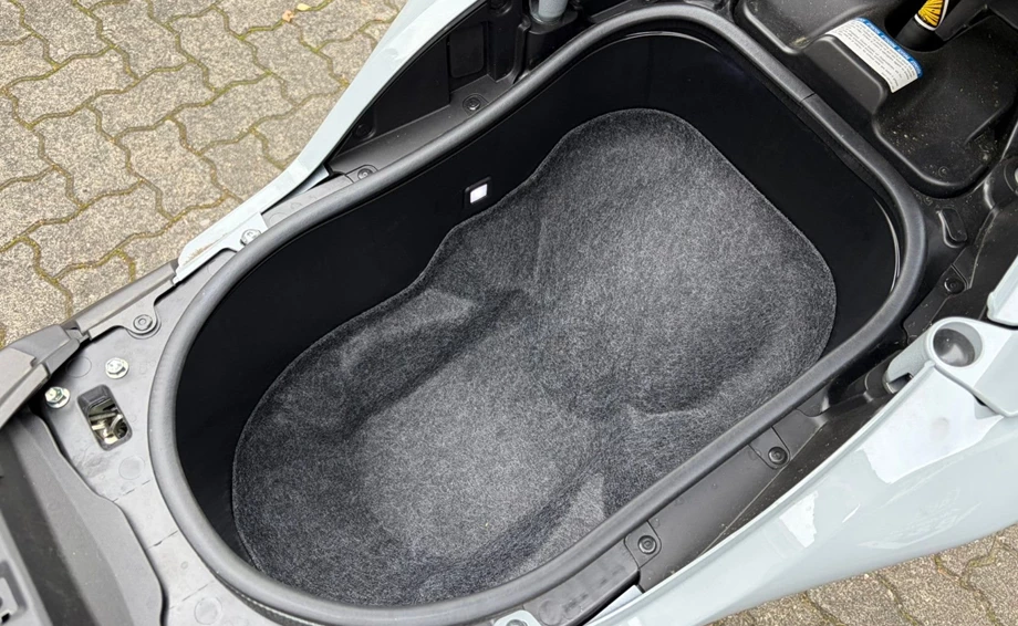 Angebot Yamaha TMAX Tech MAX Bild 15: Angebot Yamaha TMAX Tech MAX