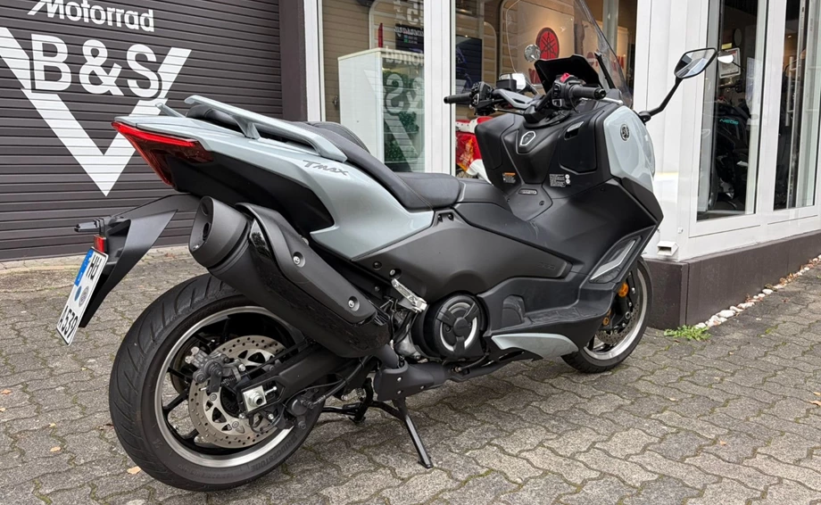 Angebot Yamaha TMAX Tech MAX Bild 3: Angebot Yamaha TMAX Tech MAX