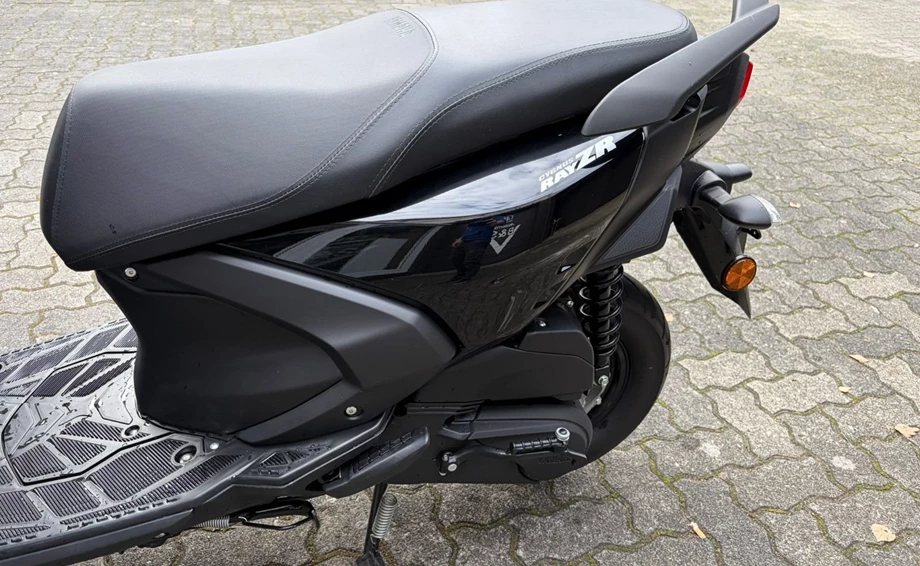 Angebot Yamaha RayZR Bild 8: Angebot Yamaha RayZR