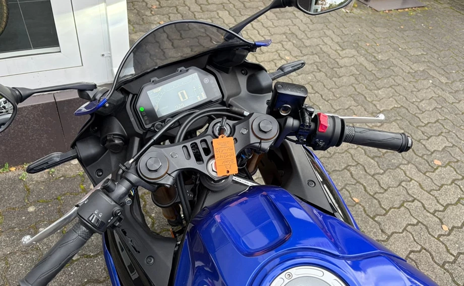 Angebot Yamaha YZF-R3 Bild 8: Angebot Yamaha YZF-R3