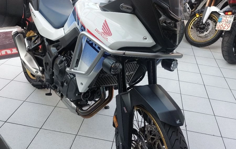Offer Honda XL750 Transalp Bild 3: Offer Honda XL750 Transalp