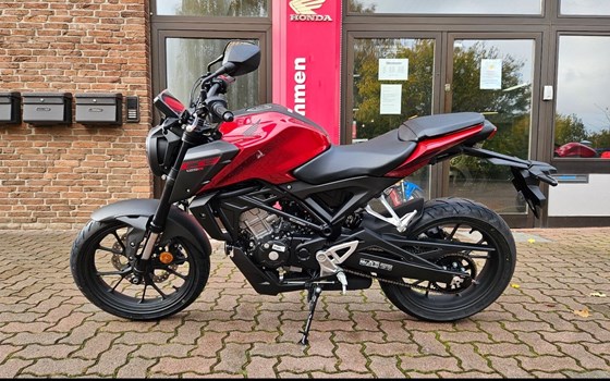 Neufahrzeug Honda CB125R - Bild 1