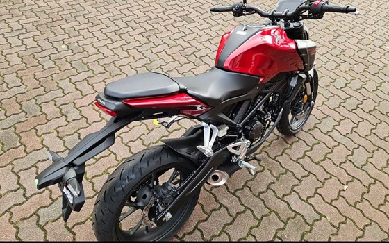 Neufahrzeug Honda CB125R - Bild 3
