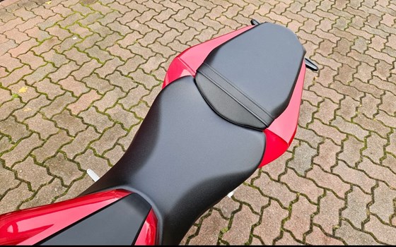 Neufahrzeug Honda CB125R - Bild 6