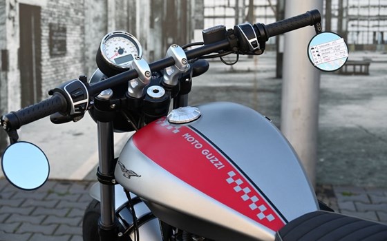 Gebrauchtmotorrad Moto Guzzi V9 Bobber - Bild 9