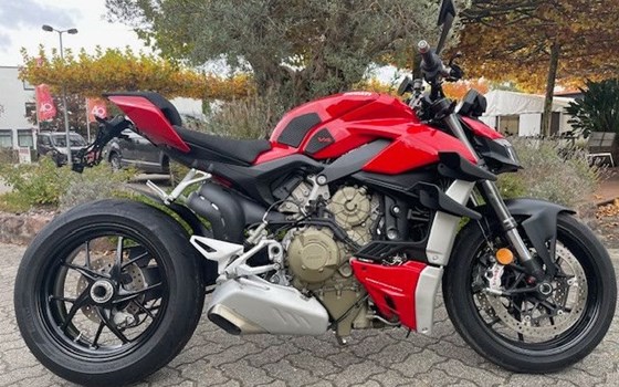 Gebrauchtmotorrad Ducati Streetfighter V4 - Bild 1