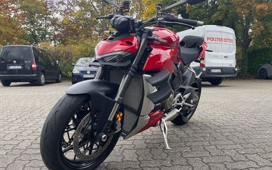 Gebrauchtmotorrad Ducati Streetfighter V4 - Bild 3