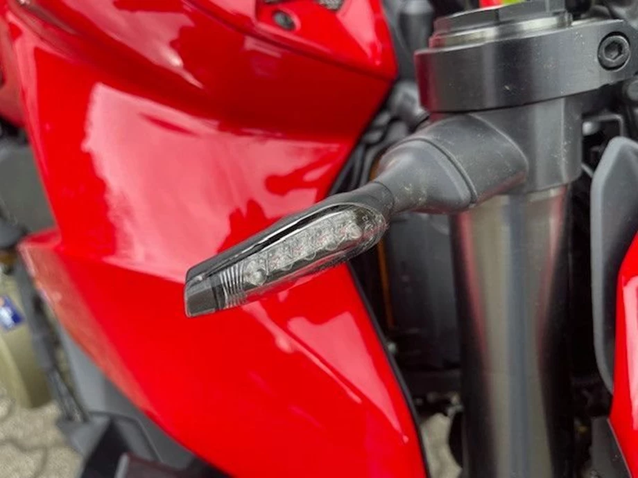 Angebot Ducati Streetfighter V4 Bild 8: Angebot Ducati Streetfighter V4
