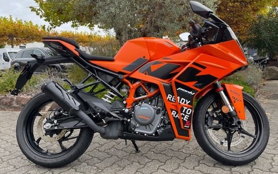 Gebrauchtmotorrad KTM RC 390 - Bild 1