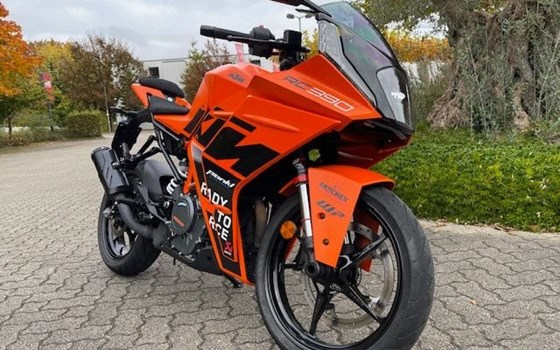 Gebrauchtmotorrad KTM RC 390 - Bild 2