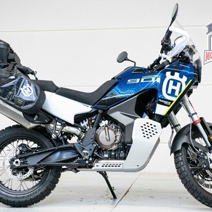 GEBRAUCHTFAHRZEUG Husqvarna Norden 901 Expedition