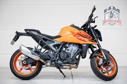 KTM 990 Duke