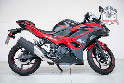 Kawasaki Ninja 500 SE