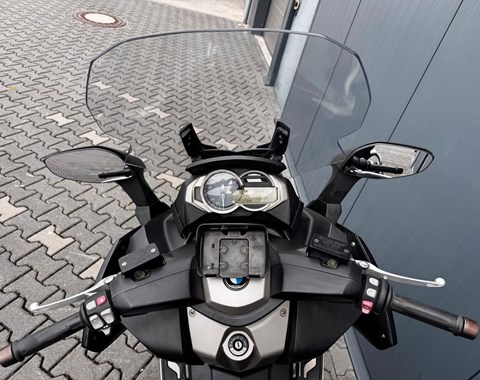 zum Vergrössern bitte anklicken!