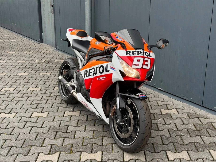 Angebot Honda CBR1000RR Fireblade Bild 3: Angebot Honda CBR1000RR Fireblade