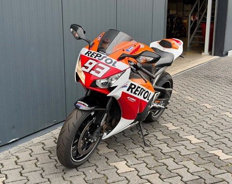 zum Vergrössern bitte anklicken!