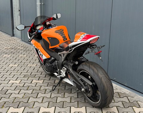 zum Vergrössern bitte anklicken!