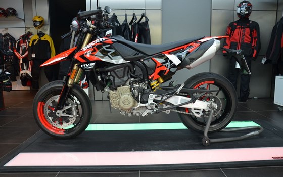 Gebrauchtmotorrad Ducati Hypermotard 698 Mono RVE - Bild 1